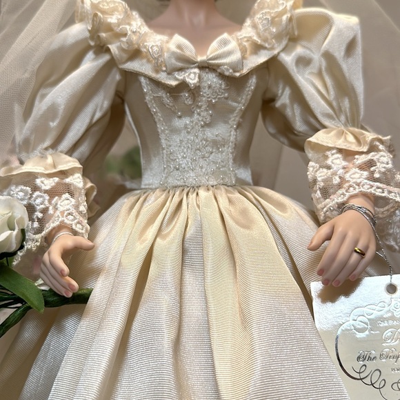 Franklin Mint Princess Diana. The People’s Queen of Hearts. - Picture 10 of 15